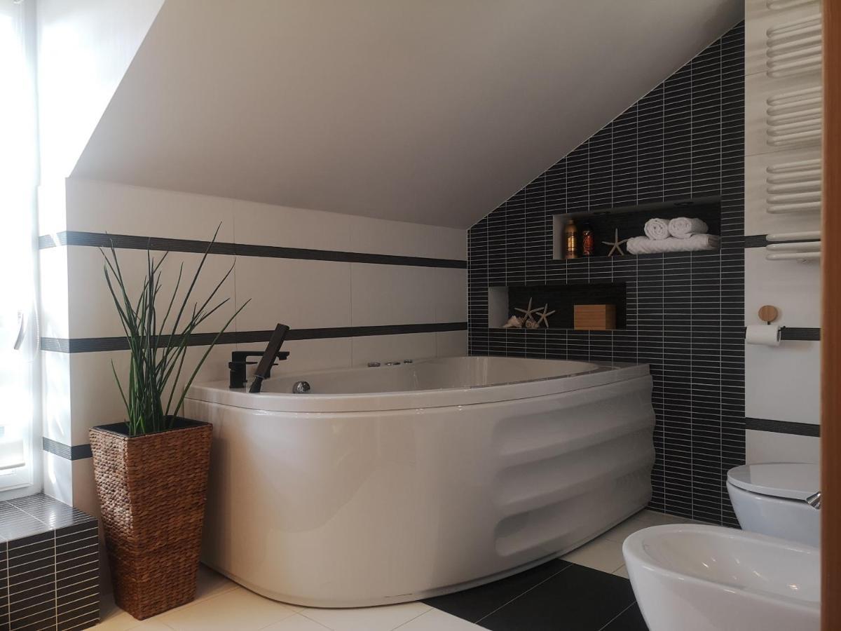 Glam Design - Beautiful, Comfortable And Cosy House With Garden, Free Parking And Wifi Willa *